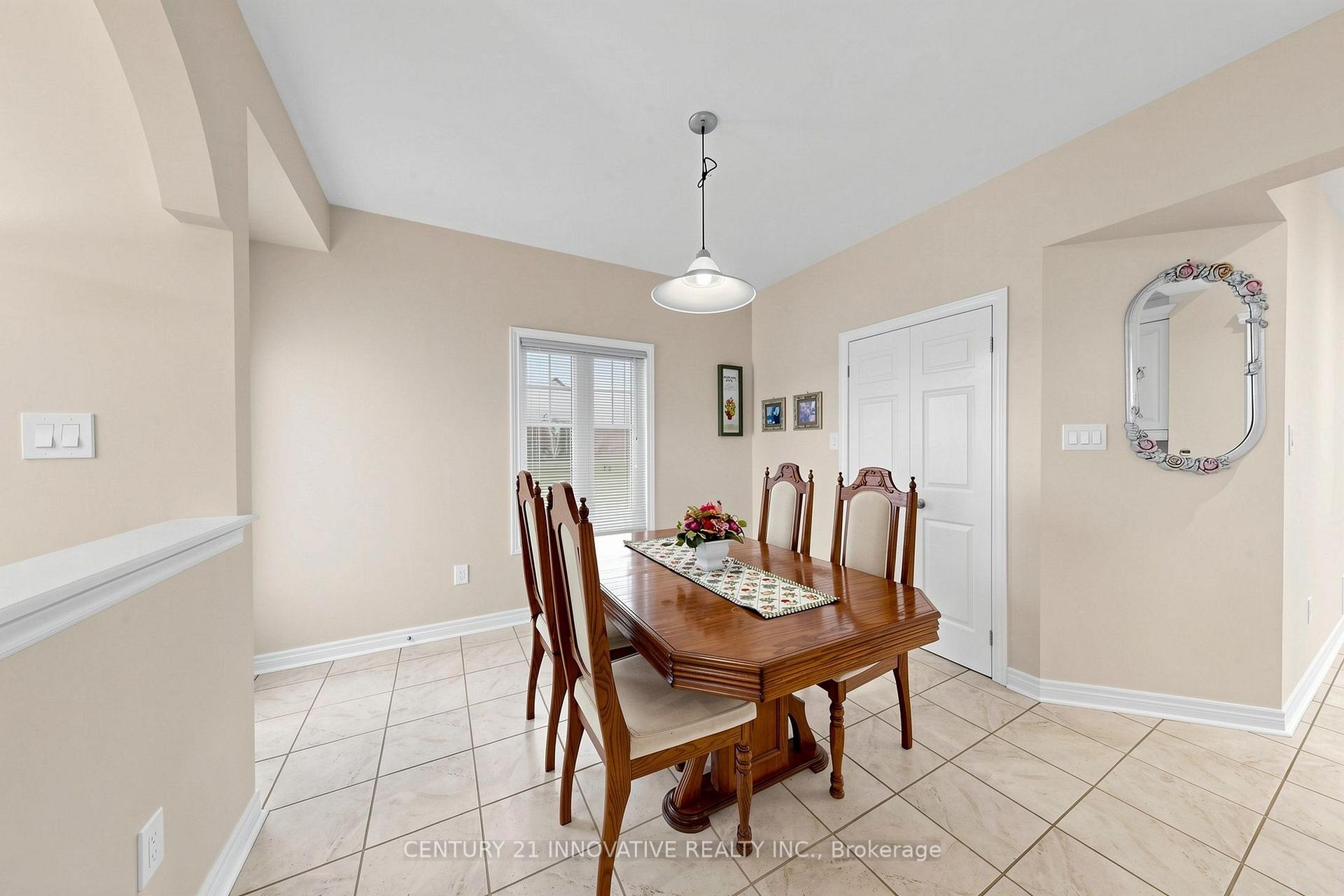 Photo 20 of 55 Sharplin Drive, Ajax, South East — HOMEH
