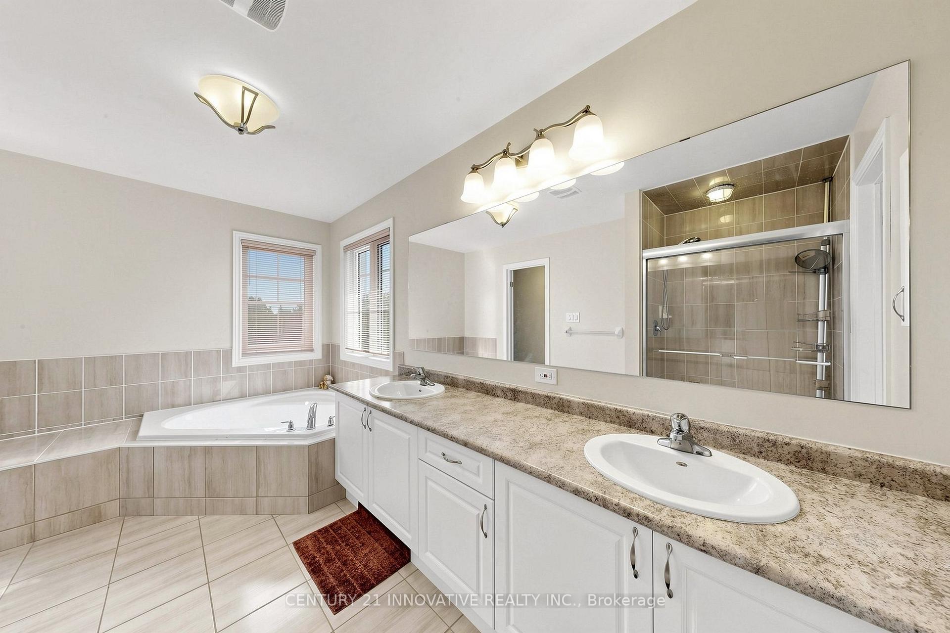 Photo 29 of 55 Sharplin Drive, Ajax, South East — HOMEH