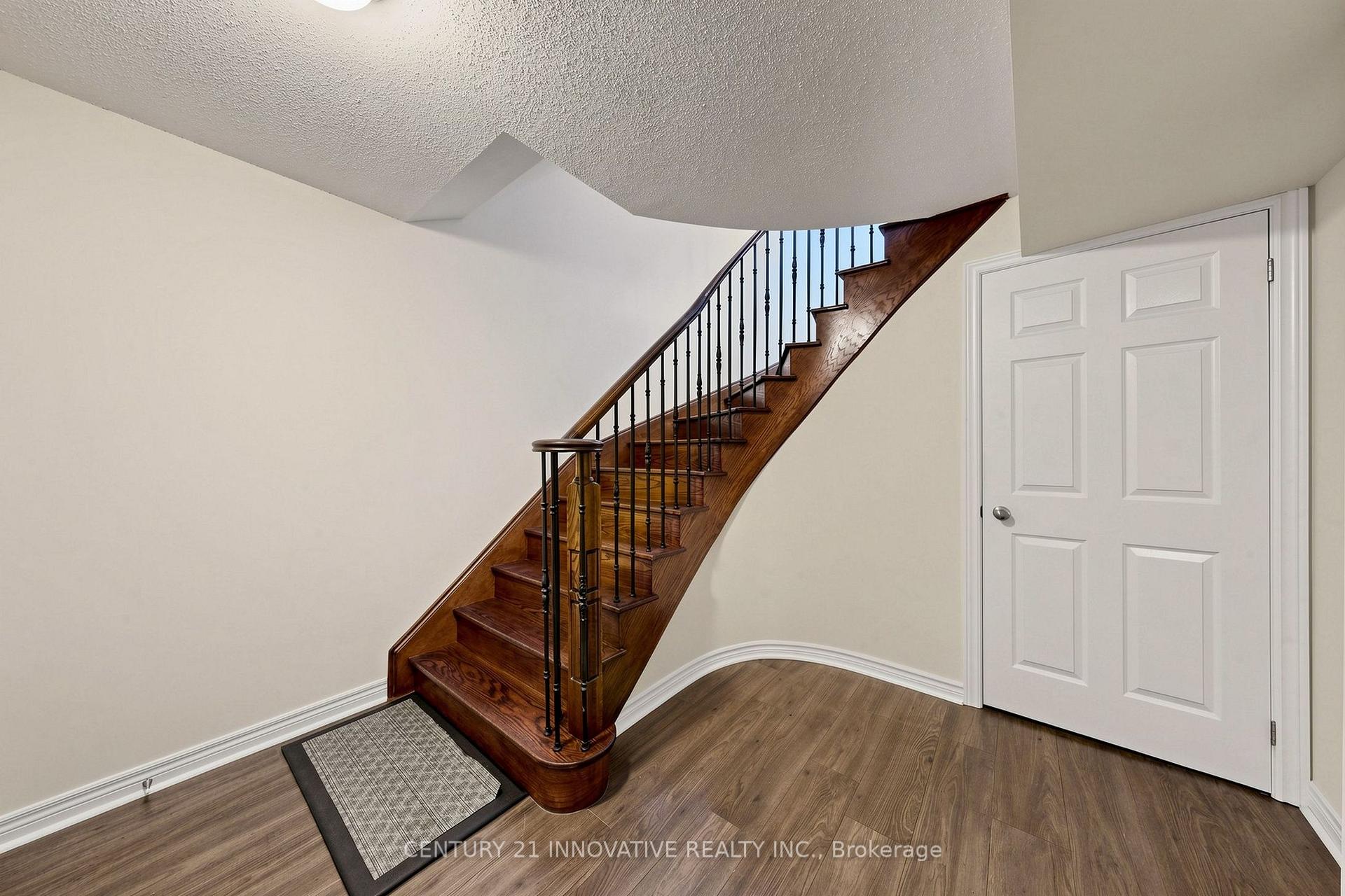 Photo 40 of 55 Sharplin Drive, Ajax, South East — HOMEH