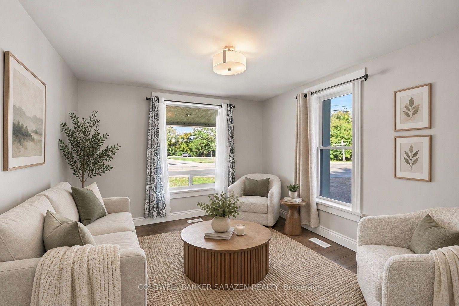 Photo 8 of 447 Raglan Street S, Renfrew, Renfrew — HOMEH