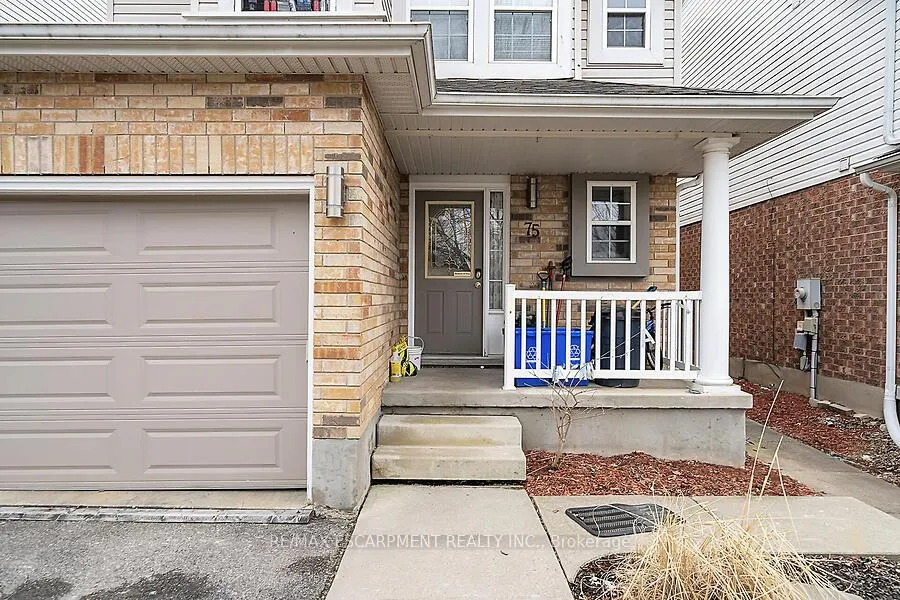 Photo 4 of 75 Jerry Drive, Waterloo — HOMEH