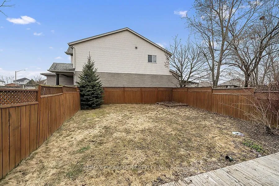 Photo 7 of 75 Jerry Drive, Waterloo — HOMEH