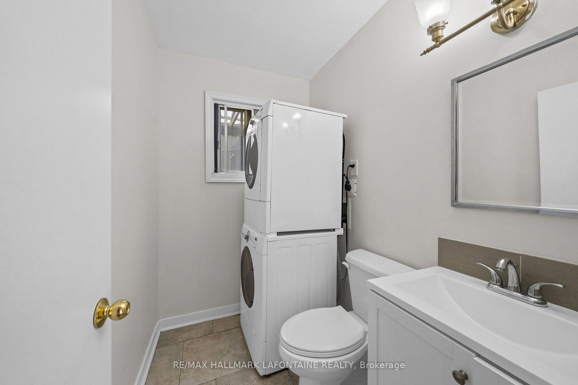 Photo 11 of 828 Roseview Avenue, Ottawa, Britannia Heights — HOMEH
