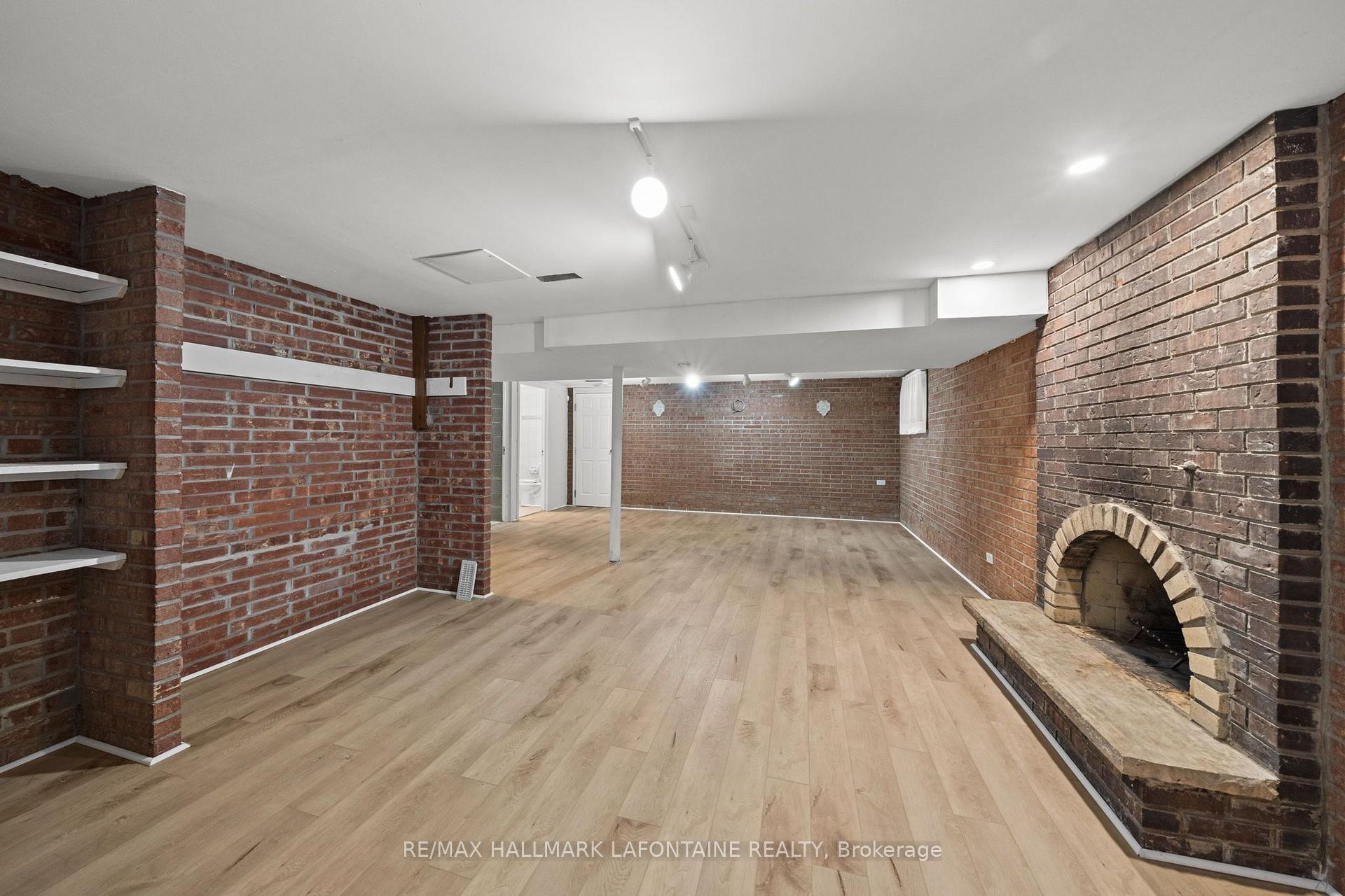 Photo 37 of 828 Roseview Avenue, Ottawa, Britannia Heights — HOMEH