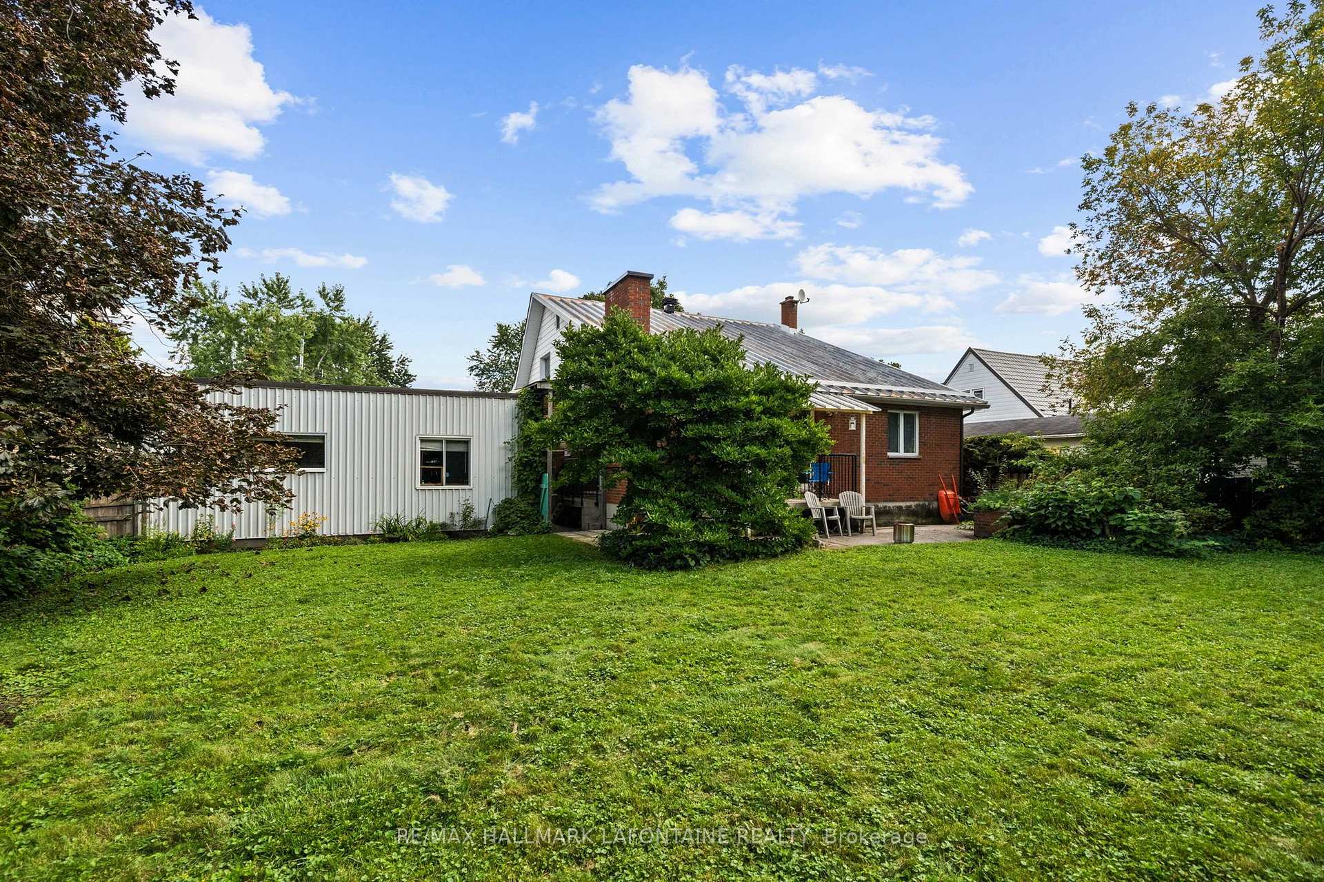 Photo 47 of 828 Roseview Avenue, Ottawa, Britannia Heights — HOMEH