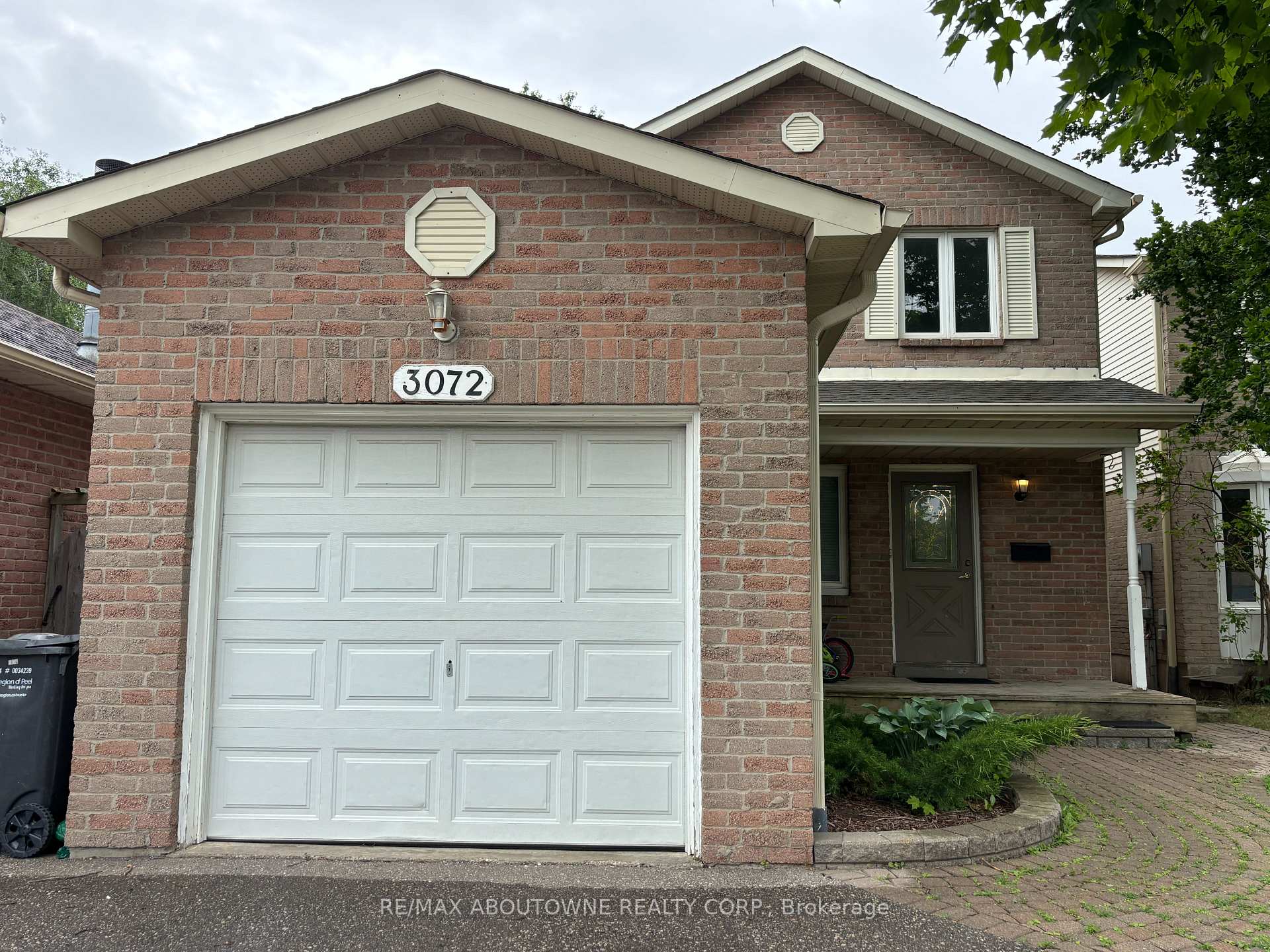 Photo 2 of 3072 Patrick Crescent, Mississauga, Meadowvale — HOMEH