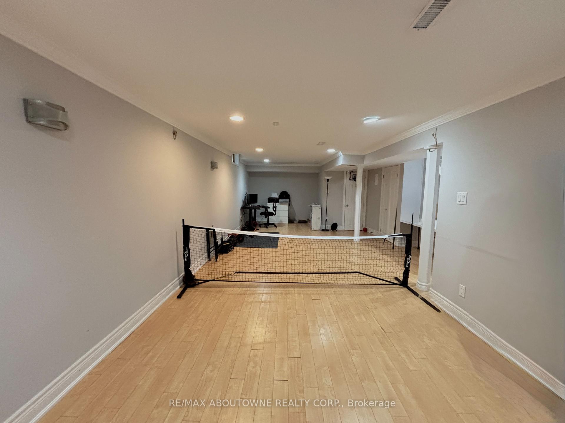 Photo 22 of 3072 Patrick Crescent, Mississauga, Meadowvale — HOMEH