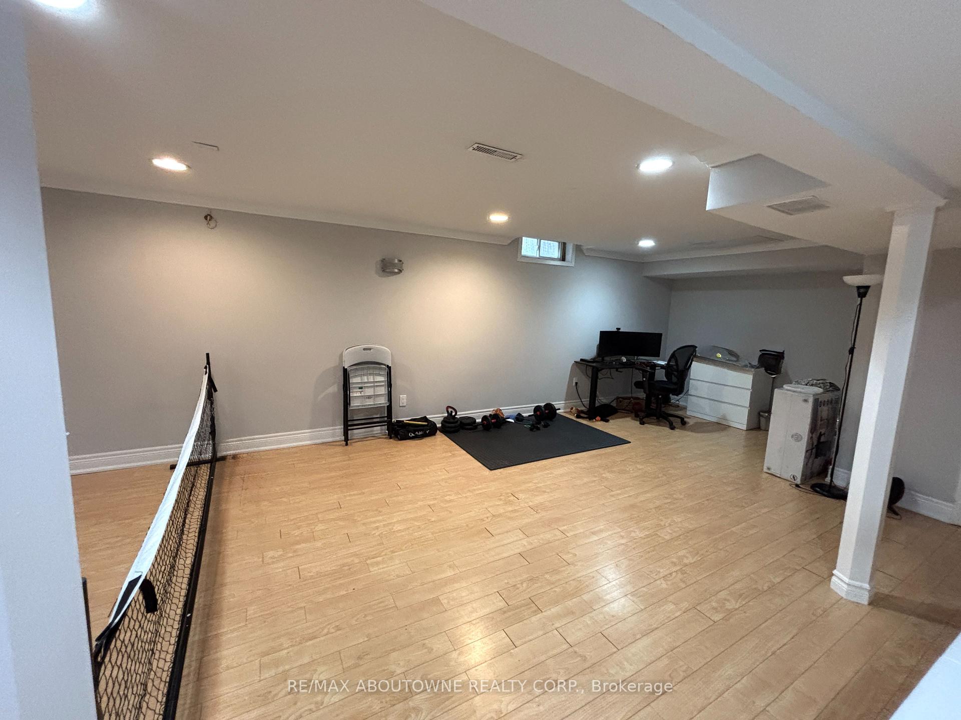 Photo 23 of 3072 Patrick Crescent, Mississauga, Meadowvale — HOMEH