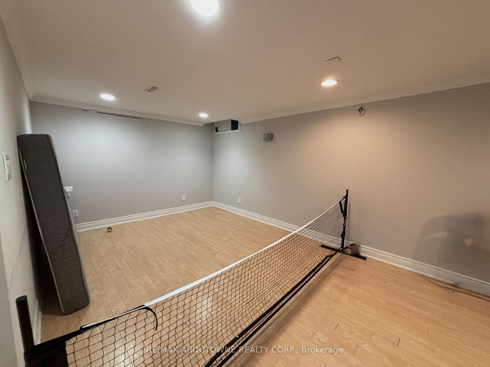 Photo 25 of 3072 Patrick Crescent, Mississauga, Meadowvale — HOMEH