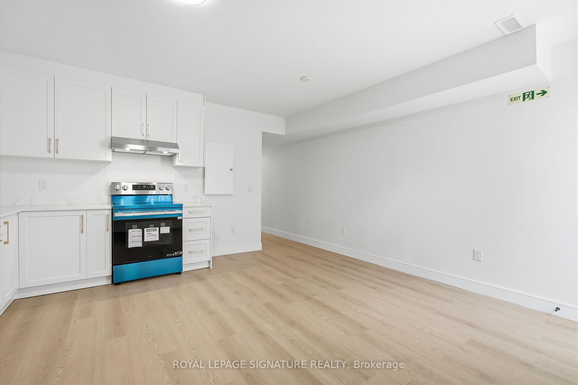 Photo 3 of Unit 1B, 53 Bishop Avenue, North York, Newtonbrook East — HOMEH