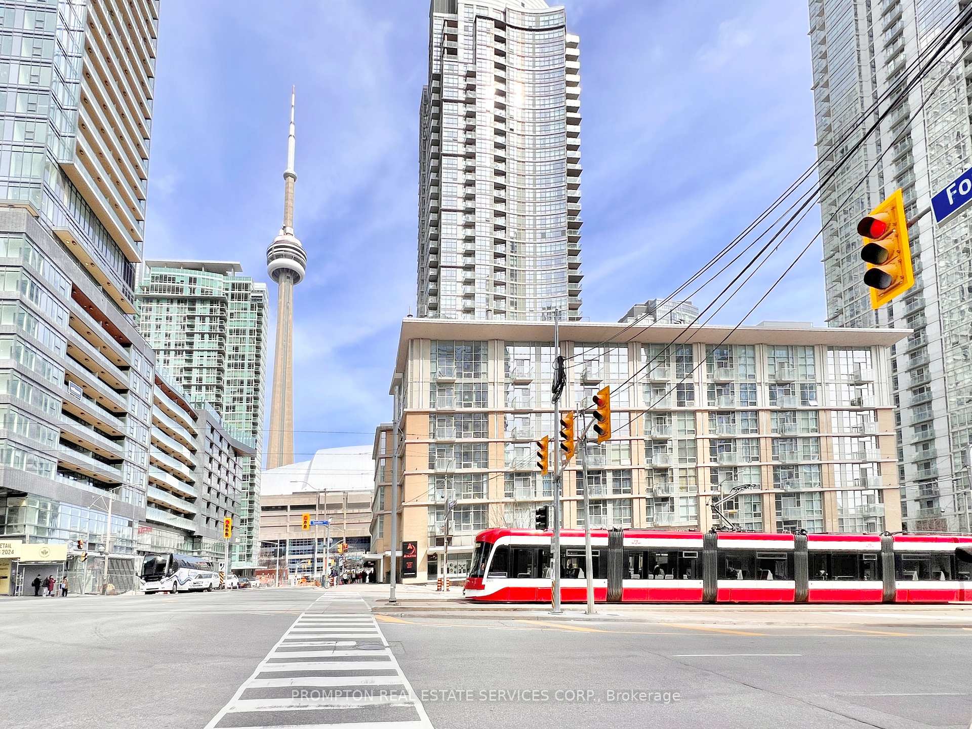 Photo 1 of Unit 203, 9 Spadina Avenue, Toronto, Waterfront Communities — HOMEH
