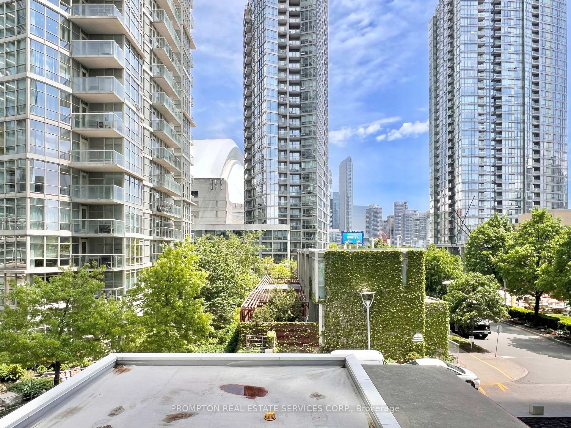 Photo 20 of Unit 203, 9 Spadina Avenue, Toronto, Waterfront Communities — HOMEH