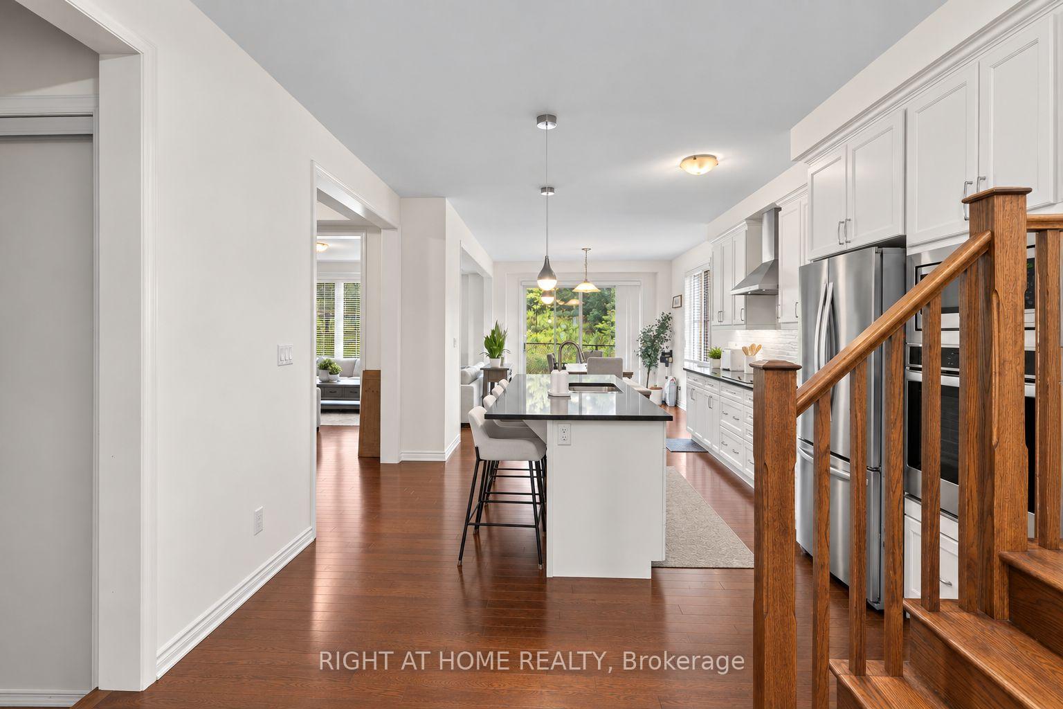 Photo 15 of 404 Equestrian Way, Cambridge, Hagey — HOMEH