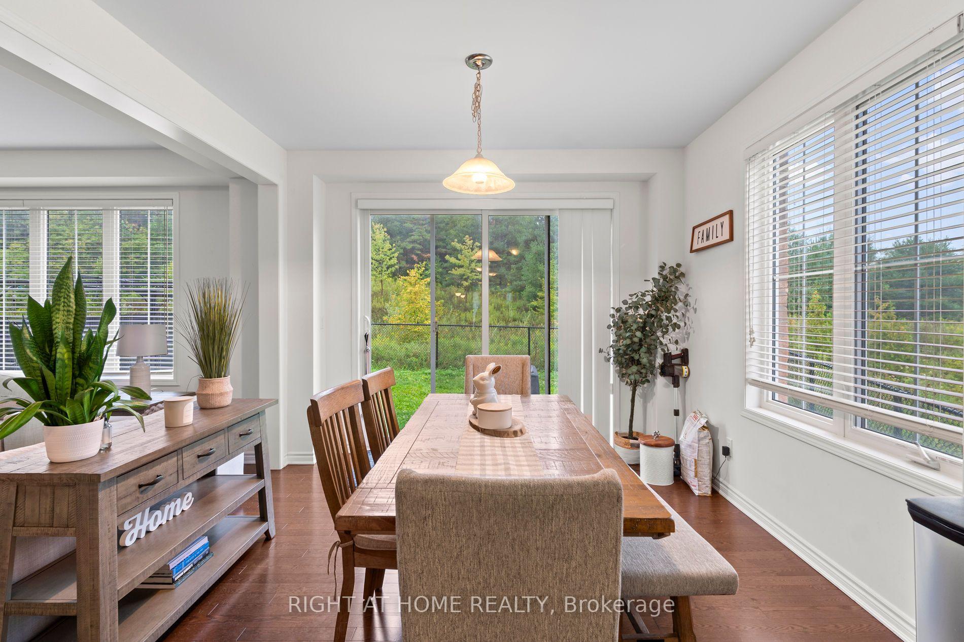 Photo 25 of 404 Equestrian Way, Cambridge, Hagey — HOMEH