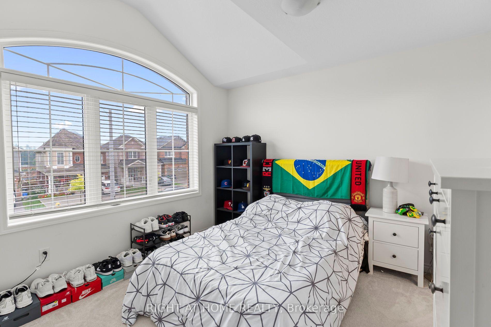 Photo 76 of 404 Equestrian Way, Cambridge, Hagey — HOMEH