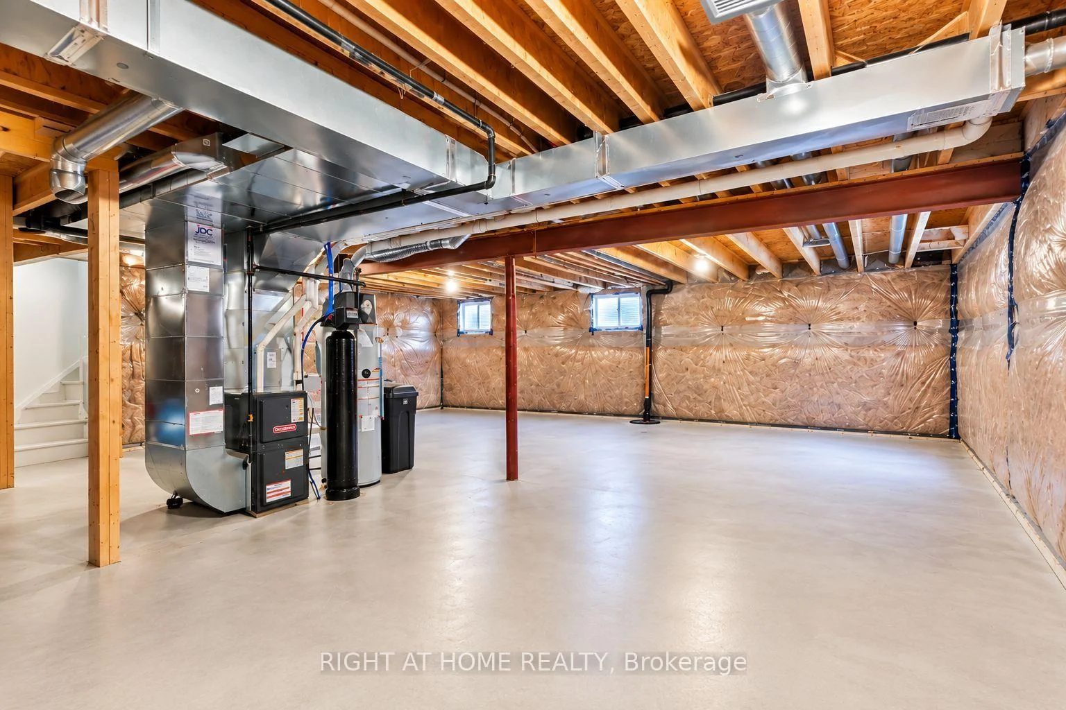 Photo 18 of 404 Equestrian Way, Cambridge, Hagey — HOMEH