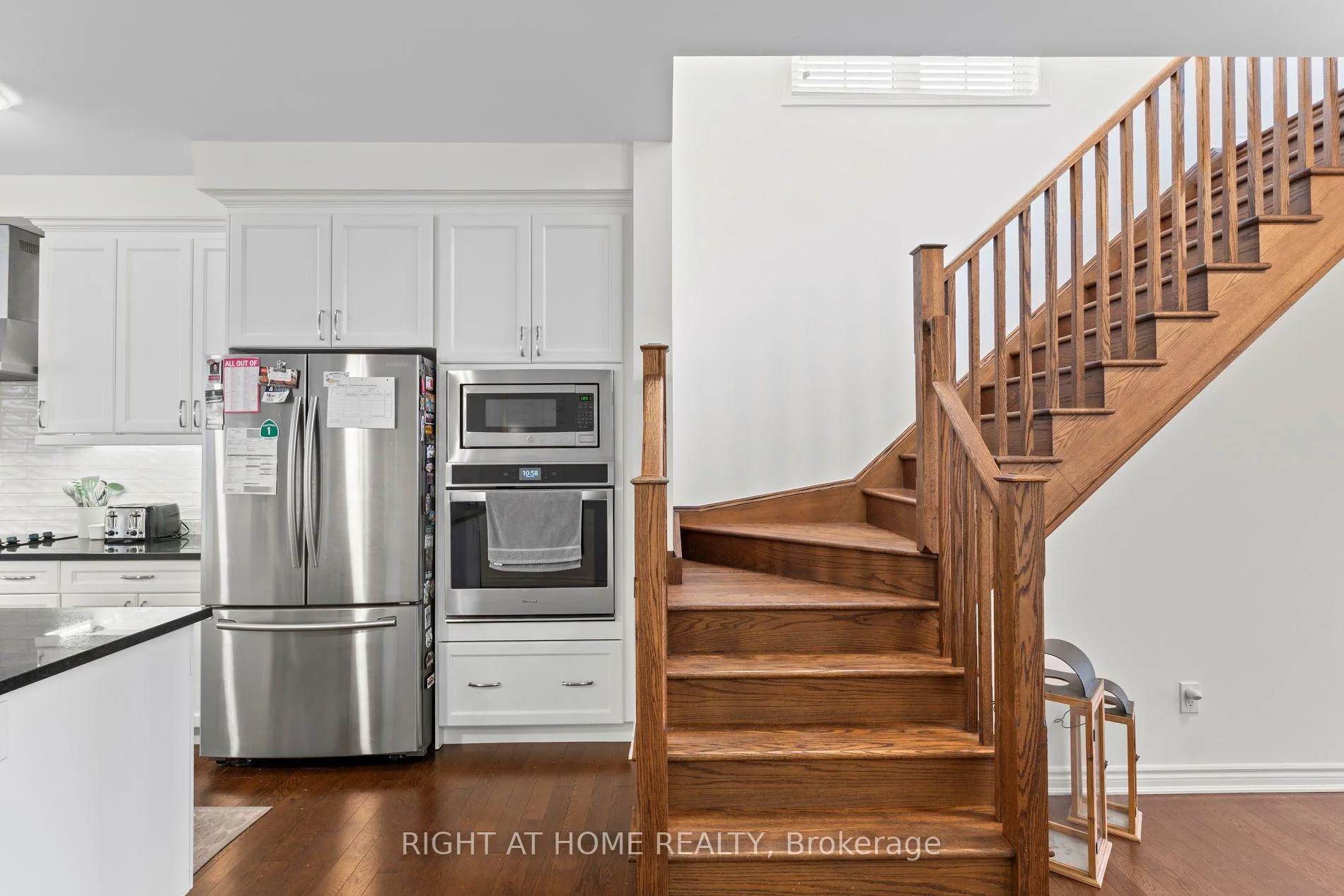 Photo 71 of 404 Equestrian Way, Cambridge, Hagey — HOMEH