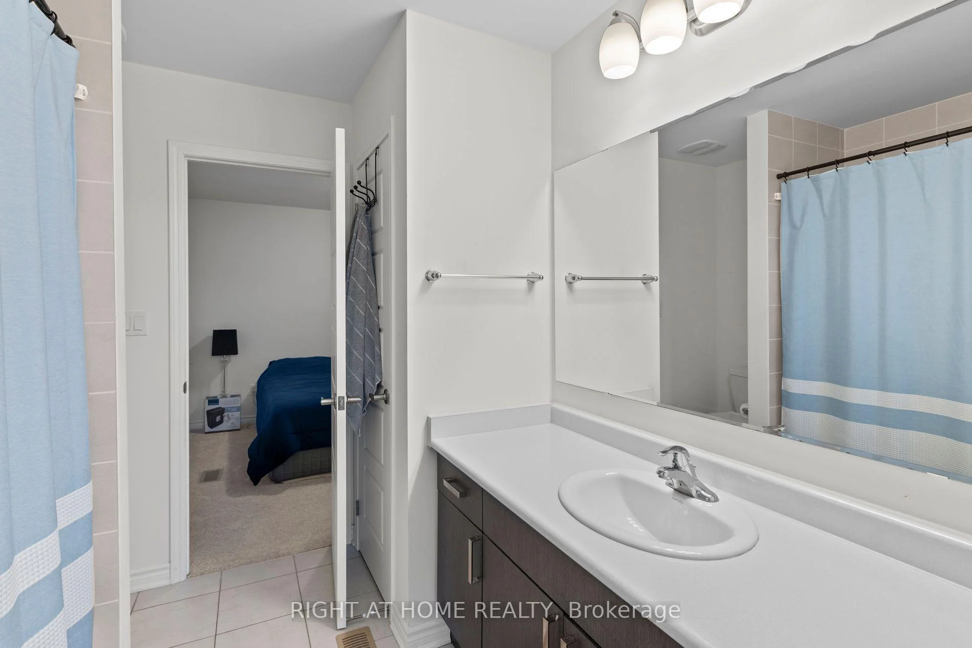 Photo 79 of 404 Equestrian Way, Cambridge, Hagey — HOMEH
