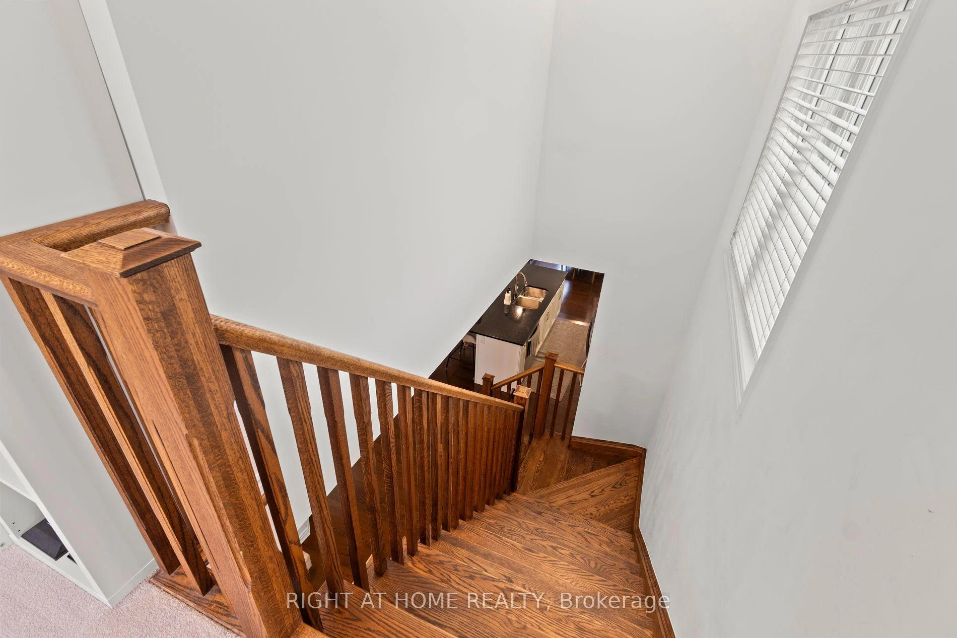 Photo 96 of 404 Equestrian Way, Cambridge, Hagey — HOMEH