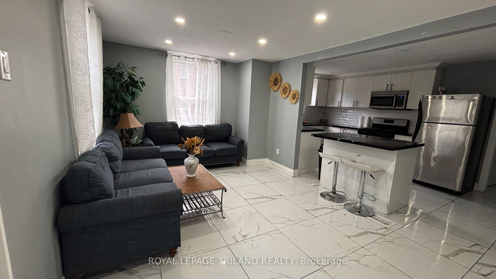 Photo 2 of Unit Main, 332 Colborne Street, Central Elgin, Port Stanley — HOMEH