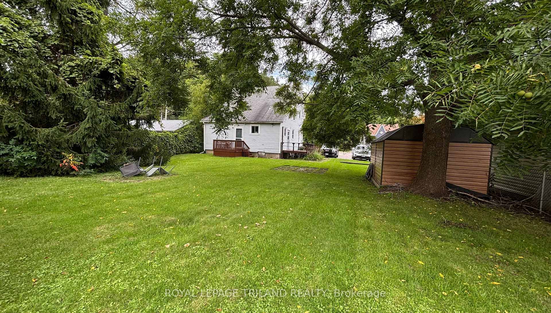 Photo 10 of Unit Main, 332 Colborne Street, Central Elgin, Port Stanley — HOMEH