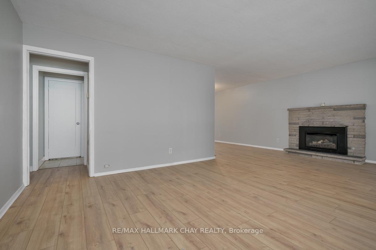 Photo 7 of 262 Bellevue Street, Peterborough, Northcrest Ward 5 — HOMEH