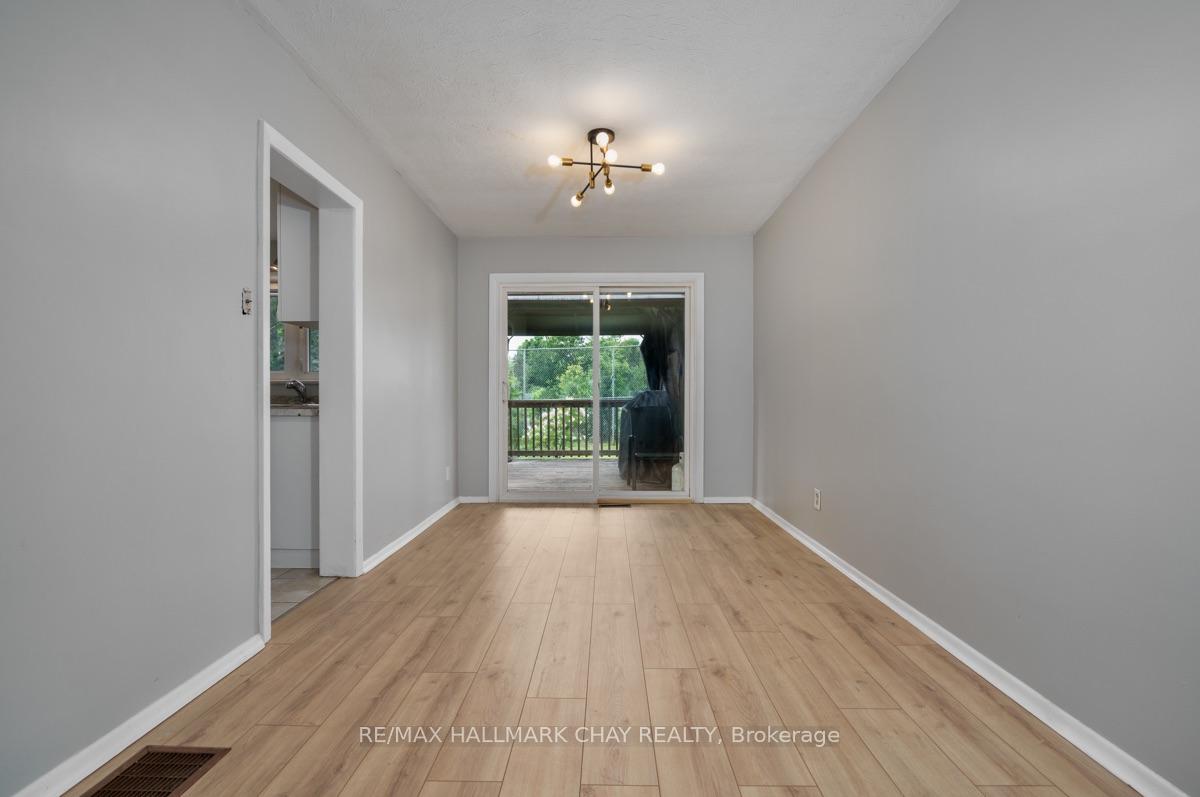 Photo 11 of 262 Bellevue Street, Peterborough, Northcrest Ward 5 — HOMEH