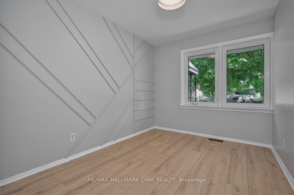 Photo 18 of 262 Bellevue Street, Peterborough, Northcrest Ward 5 — HOMEH