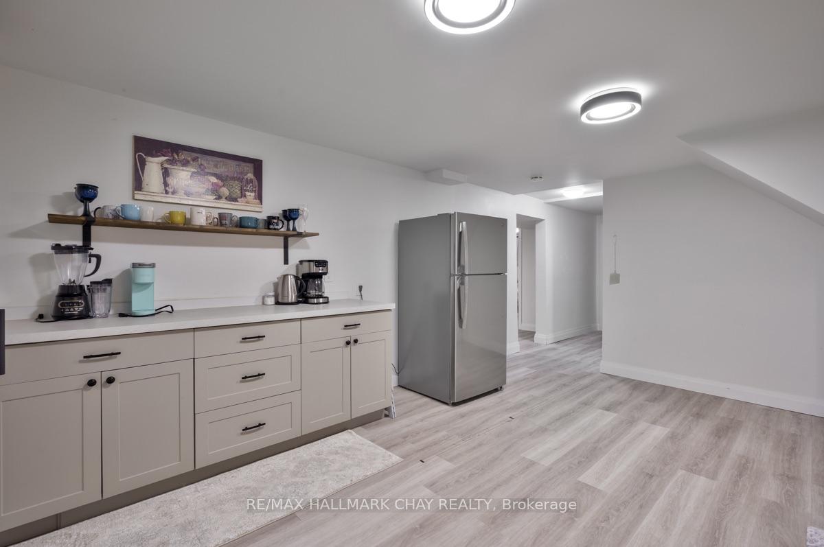 Photo 26 of 262 Bellevue Street, Peterborough, Northcrest Ward 5 — HOMEH
