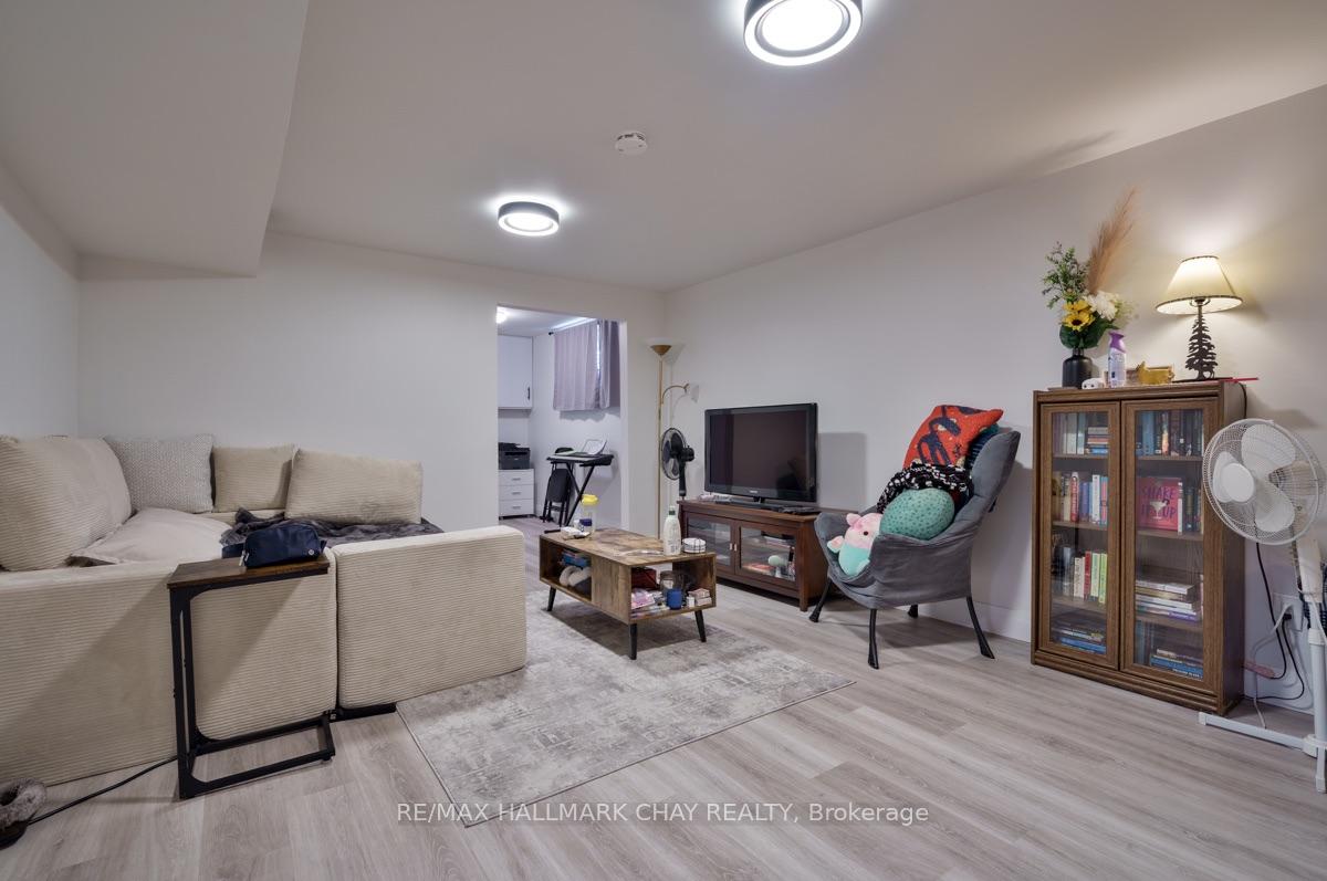 Photo 28 of 262 Bellevue Street, Peterborough, Northcrest Ward 5 — HOMEH