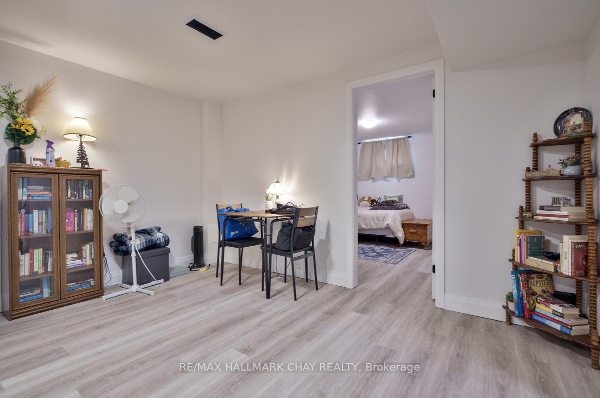 Photo 29 of 262 Bellevue Street, Peterborough, Northcrest Ward 5 — HOMEH