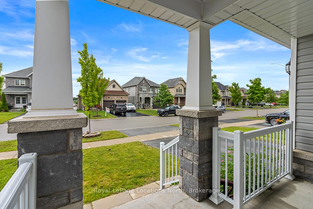 Photo 4 of 3112 Emperor Drive, Orillia — HOMEH