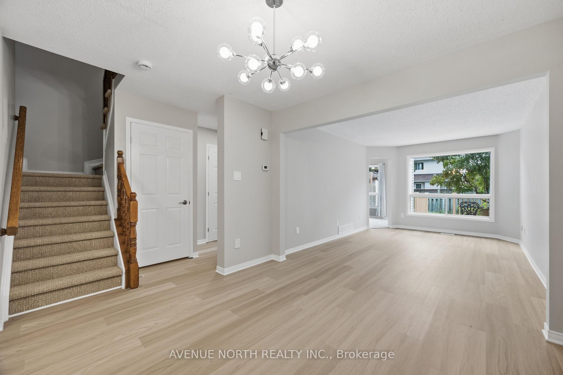 Photo 15 of 66 Woodgate Way, Ottawa, Barrhaven - Longfields — HOMEH