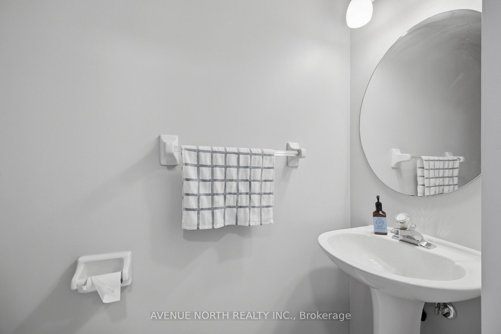 Photo 22 of 66 Woodgate Way, Ottawa, Barrhaven - Longfields — HOMEH
