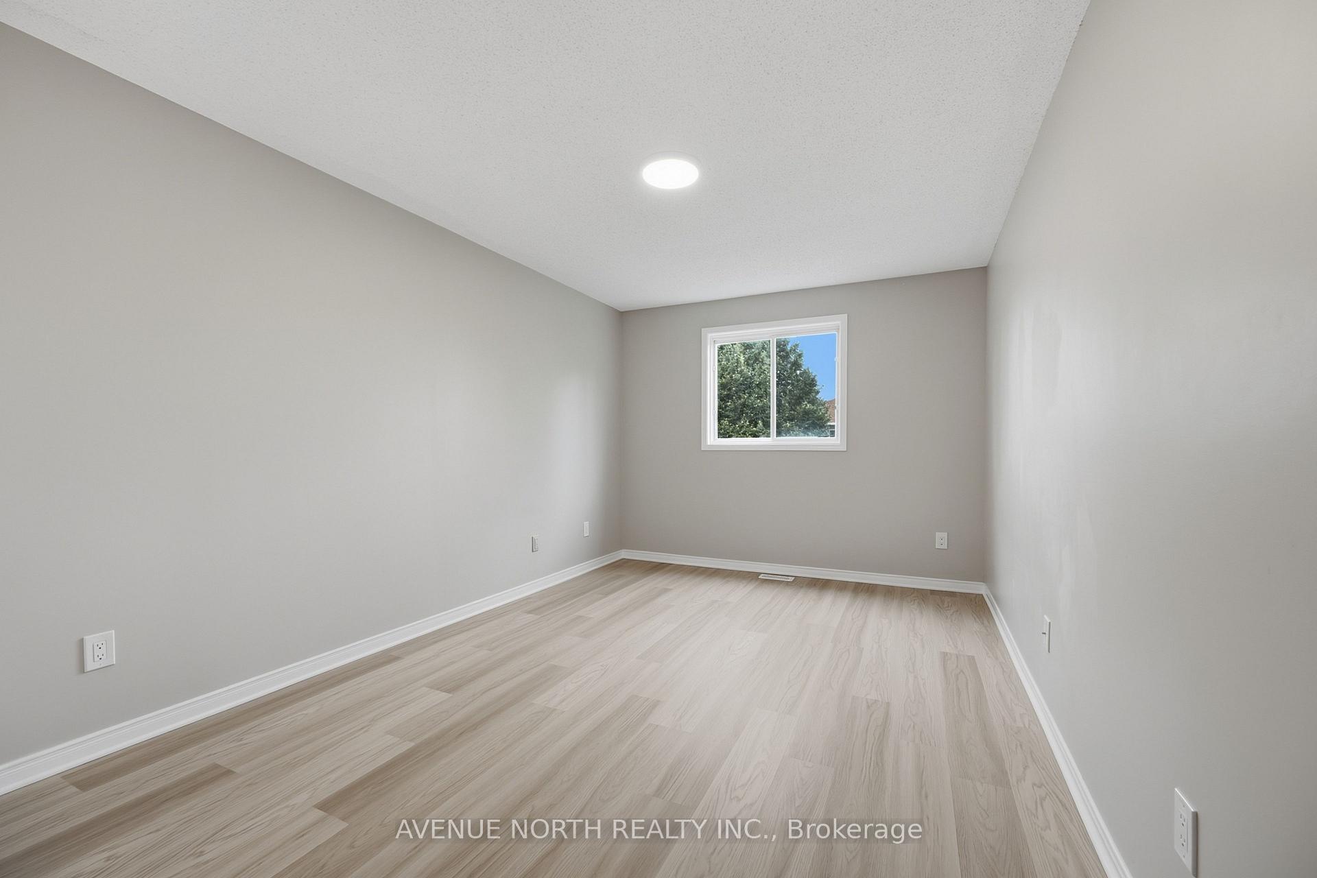 Photo 24 of 66 Woodgate Way, Ottawa, Barrhaven - Longfields — HOMEH