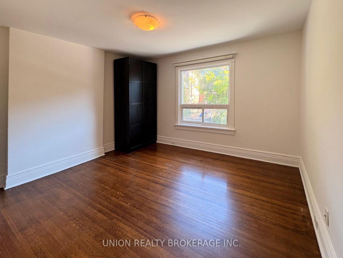 Photo 31 of Unit Main & Upper, 224 Scarborough Road, Toronto, The Beaches — HOMEH