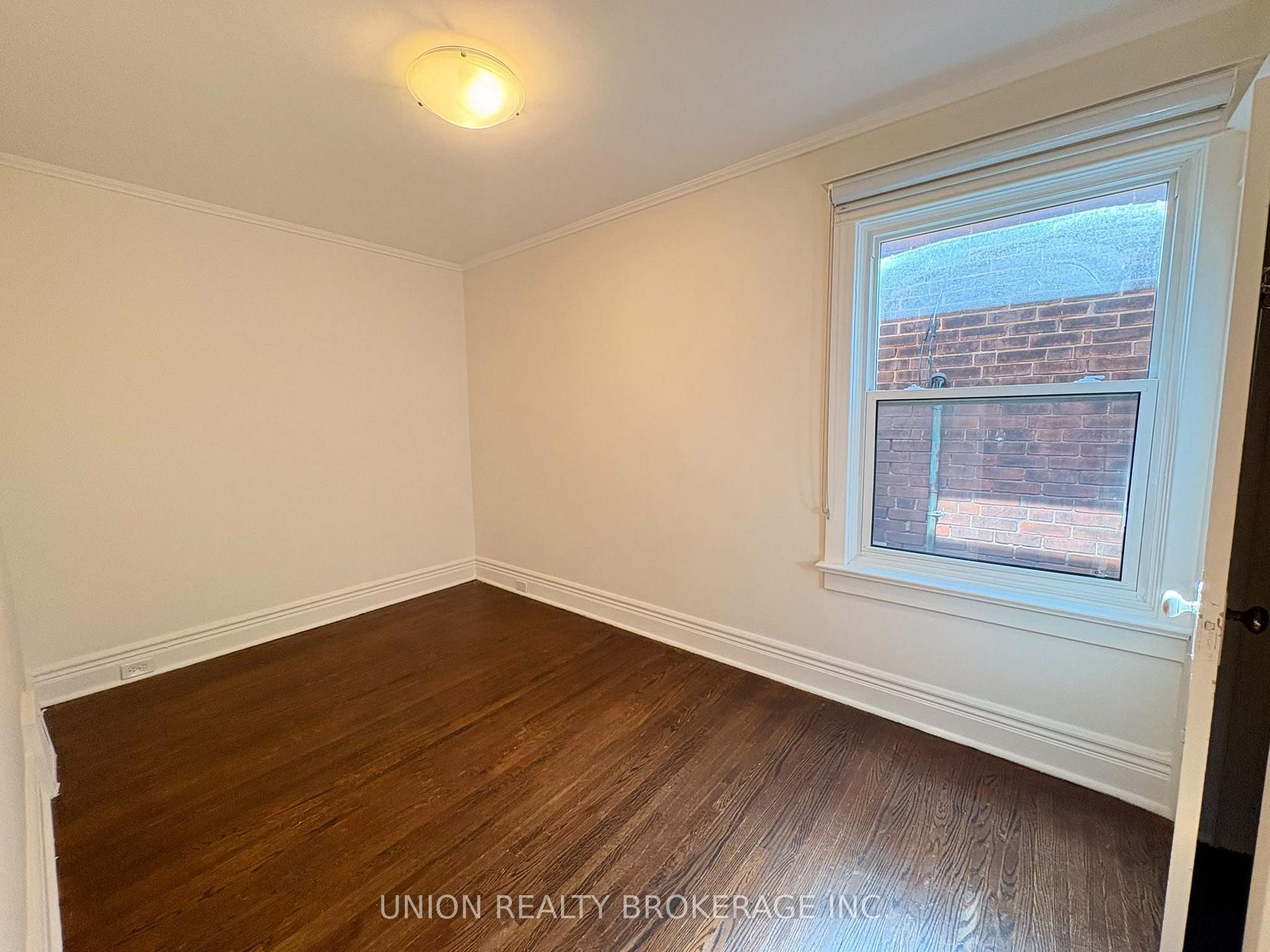 Photo 34 of Unit Main & Upper, 224 Scarborough Road, Toronto, The Beaches — HOMEH