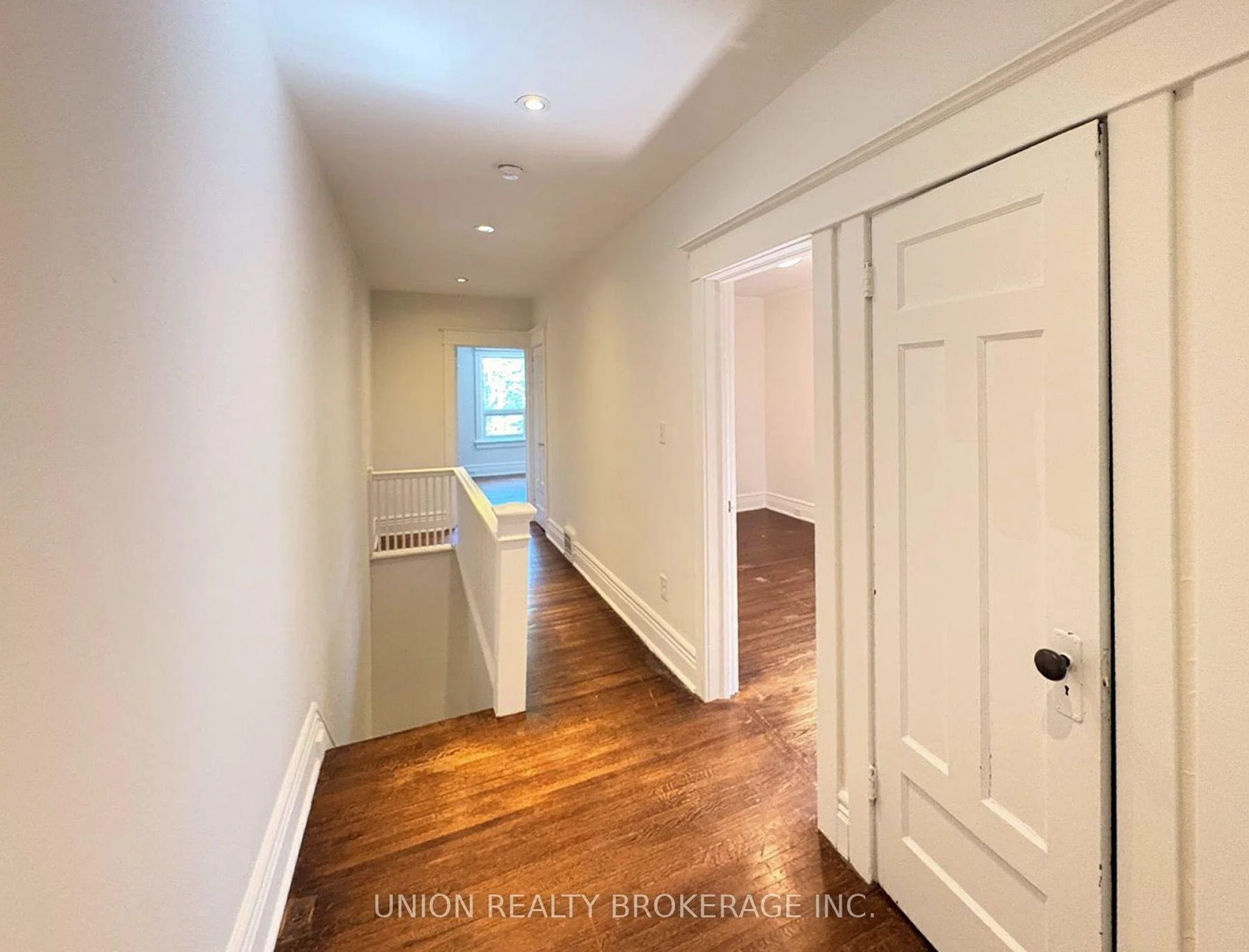 Photo 28 of Unit Main & Upper, 224 Scarborough Road, Toronto, The Beaches — HOMEH