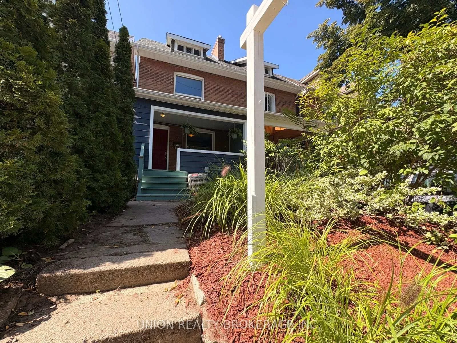 Photo 33 of Unit Main & Upper, 224 Scarborough Road, Toronto, The Beaches — HOMEH