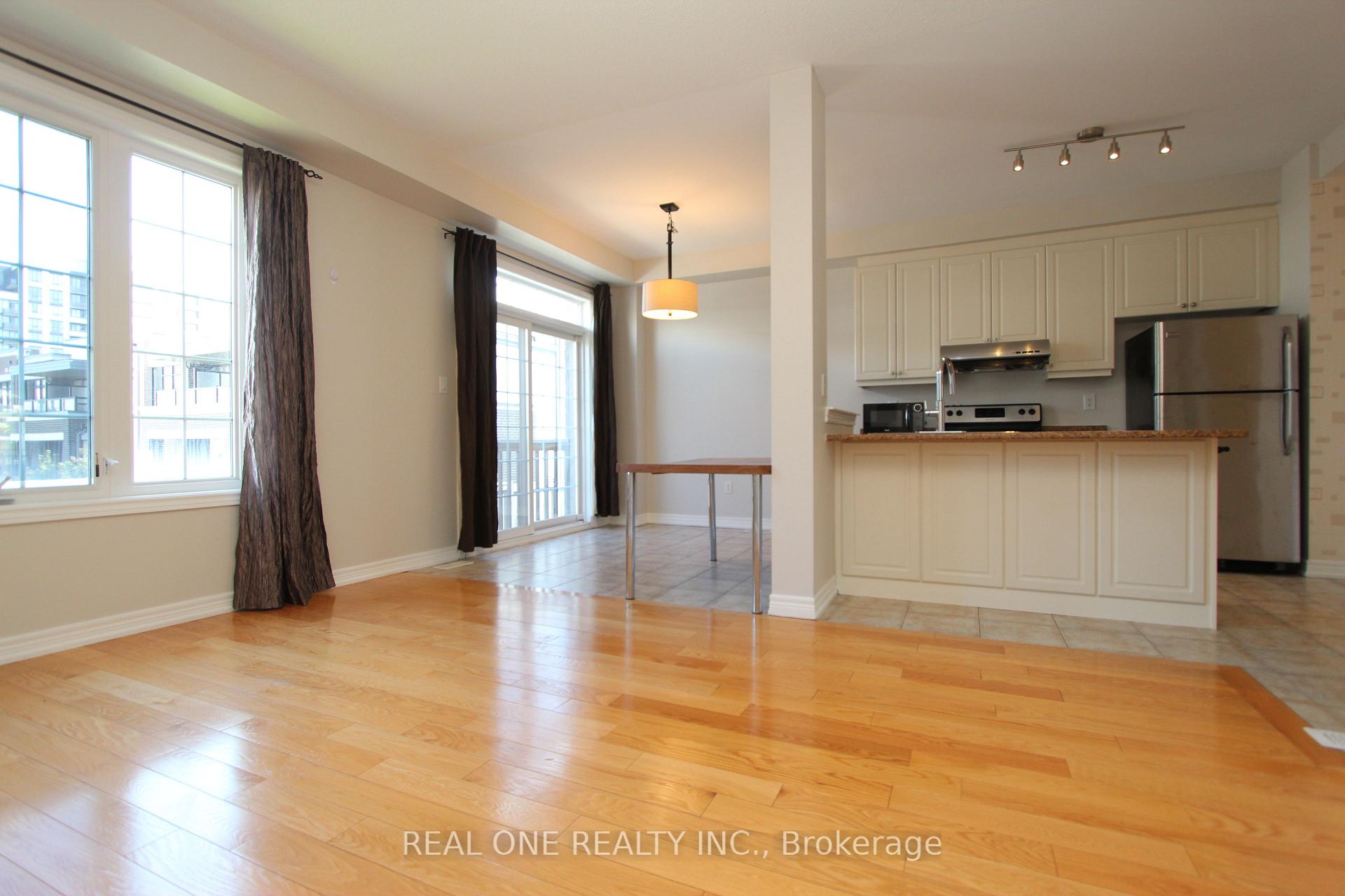 Photo 5 of 87 Hammersly Boulevard, Markham, Wismer — HOMEH
