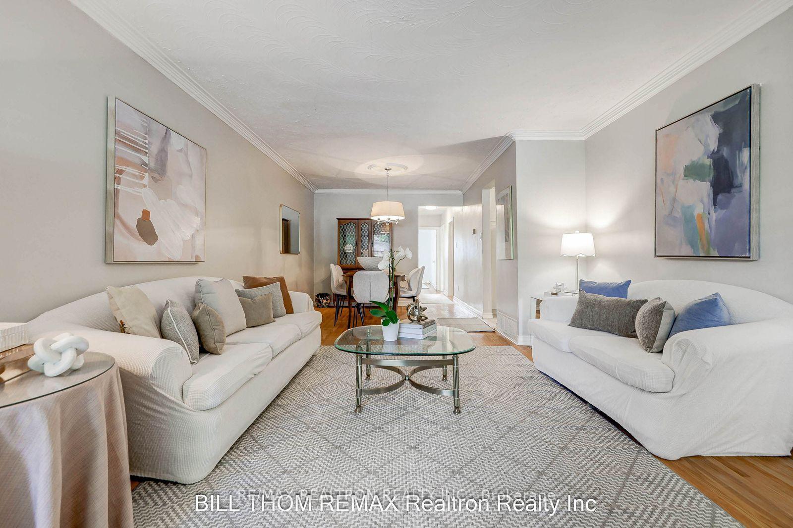 Photo 7 of 58 Reiber Crescent, North York, Bayview Woods-Steeles — HOMEH