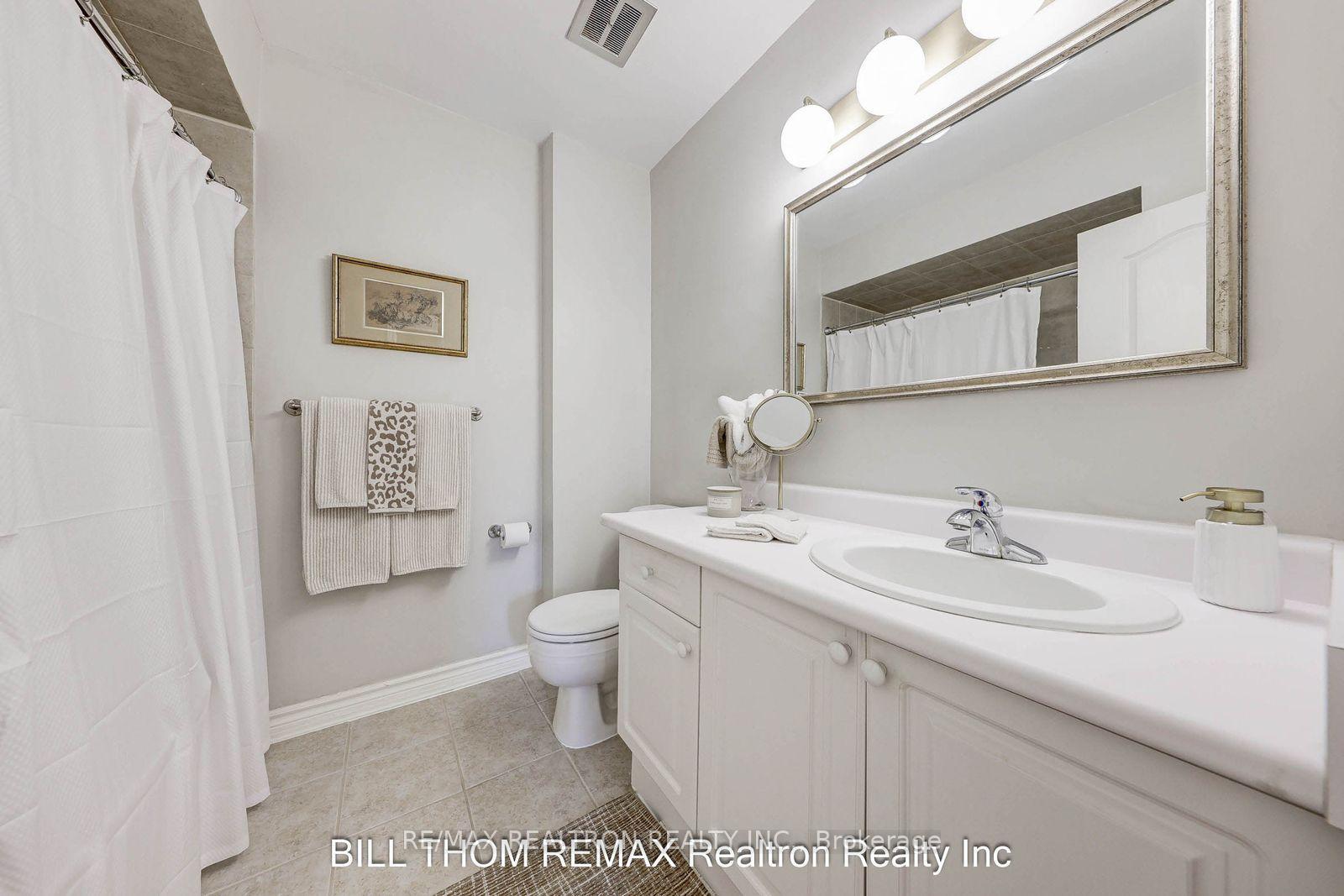 Photo 18 of 58 Reiber Crescent, North York, Bayview Woods-Steeles — HOMEH