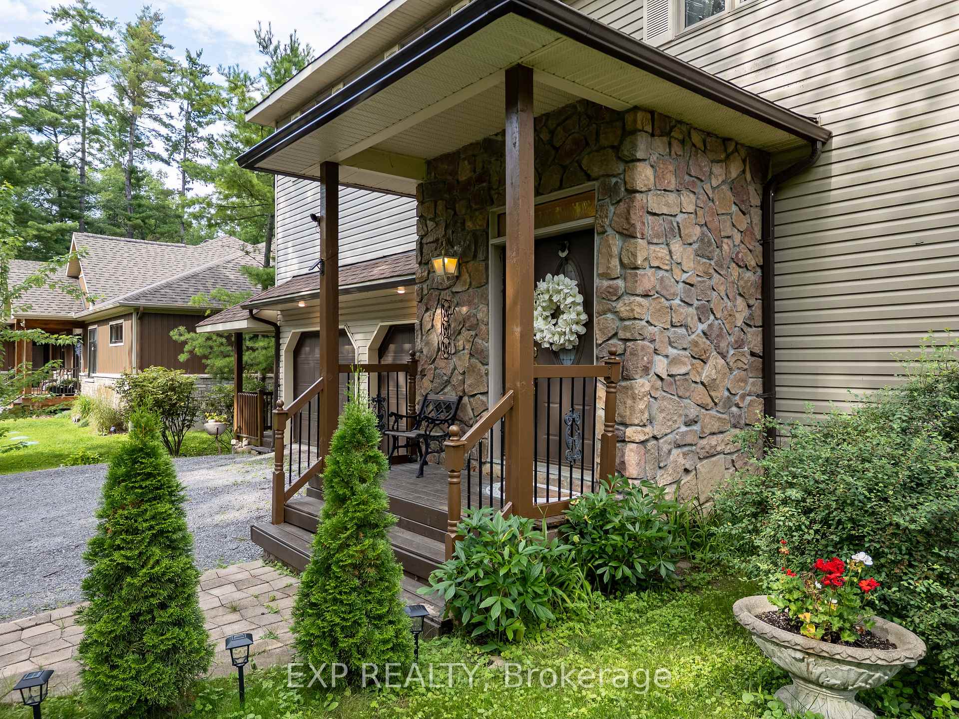 Photo 3 of 164 Baillie Avenue, Ottawa, Constance Bay — HOMEH