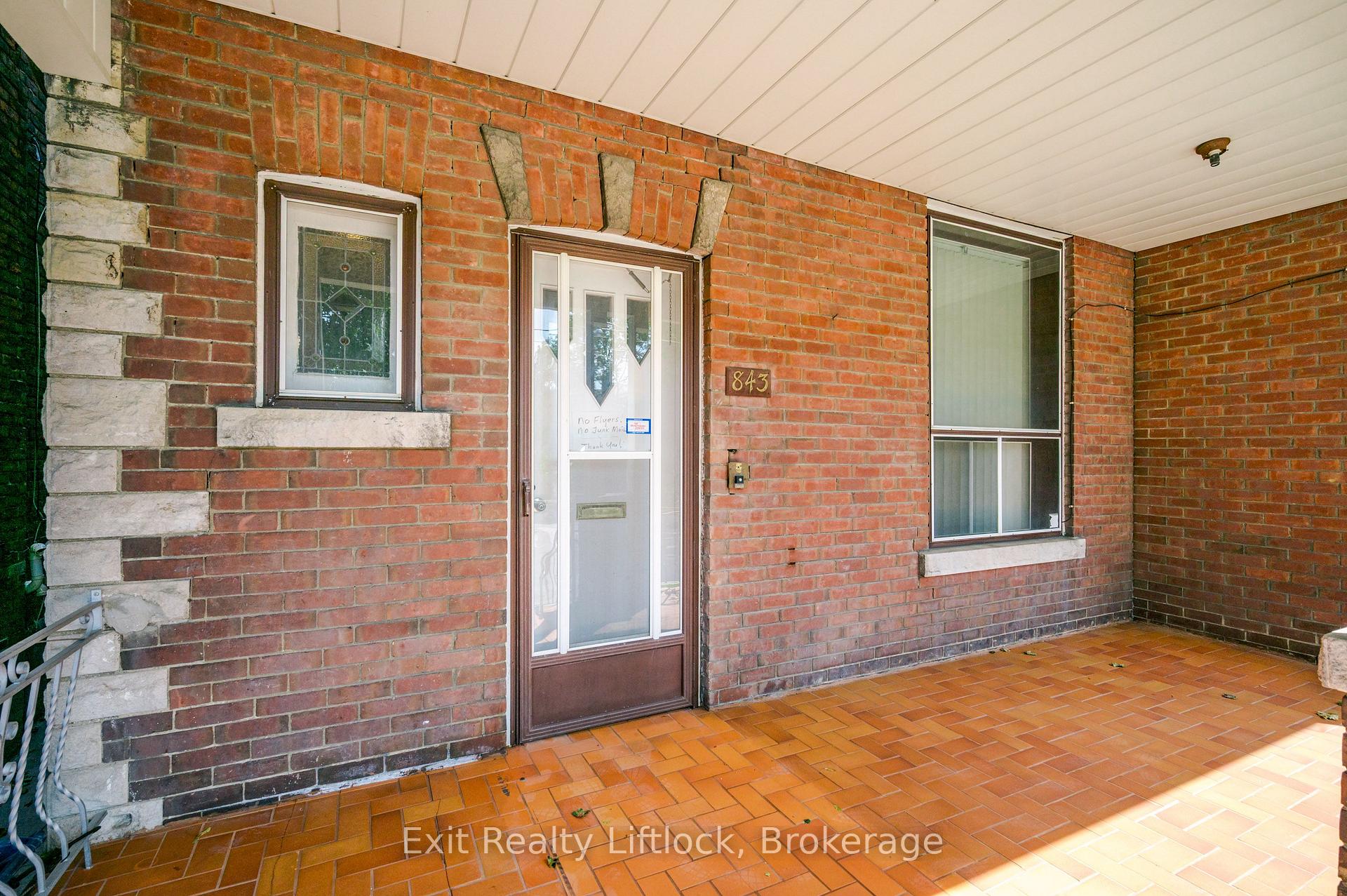 Photo 5 of 843 Logan Avenue, Toronto, North Riverdale — HOMEH