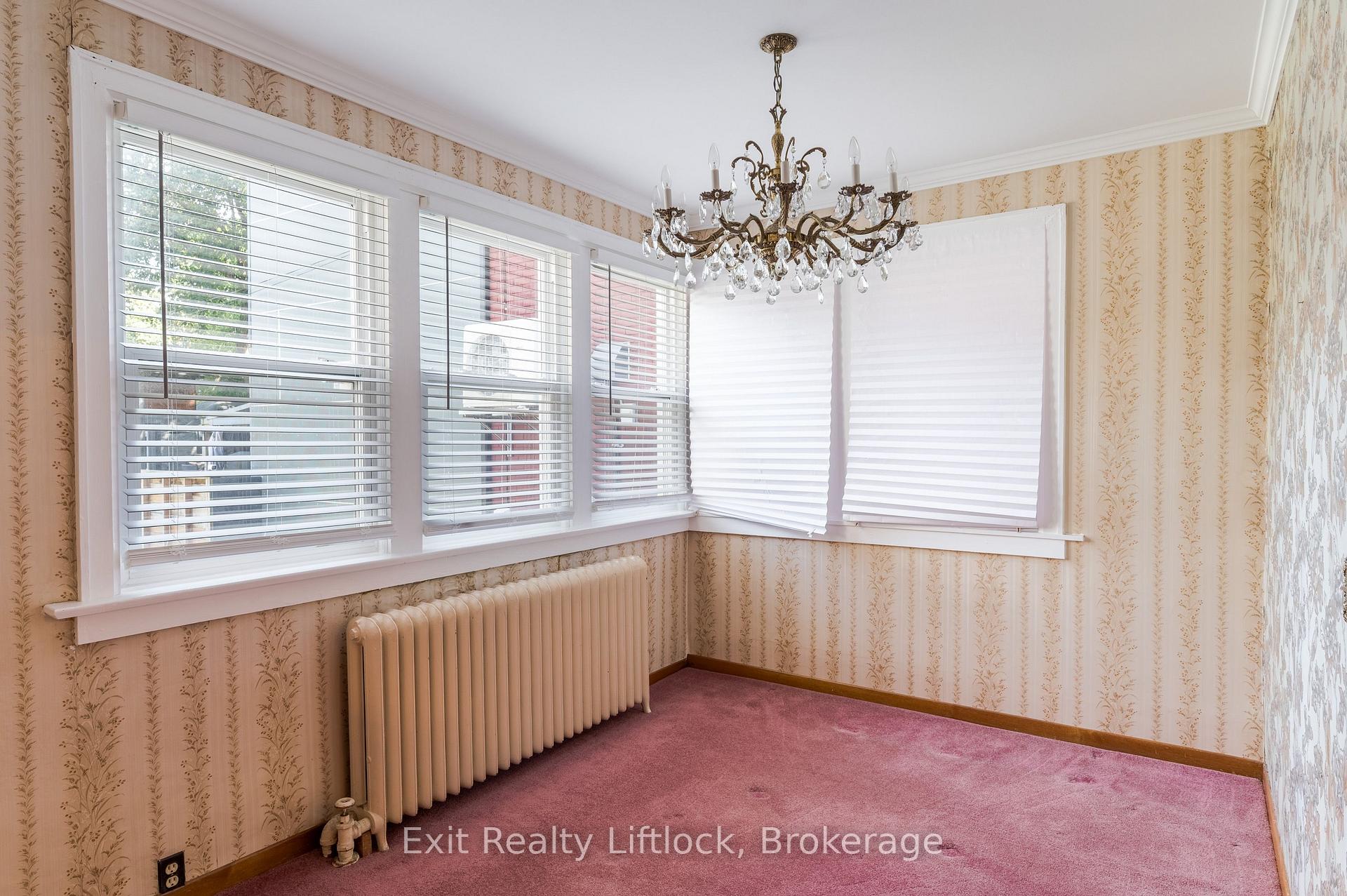 Photo 12 of 843 Logan Avenue, Toronto, North Riverdale — HOMEH