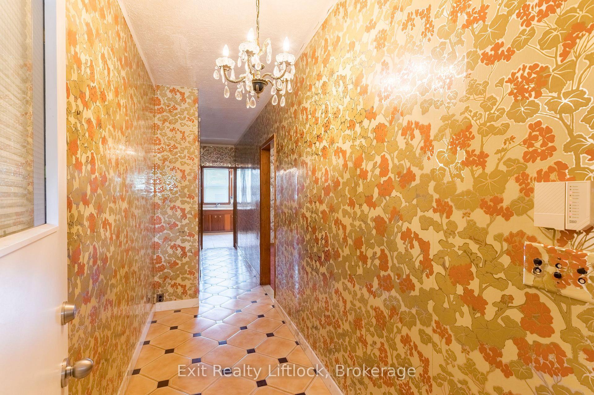 Photo 21 of 843 Logan Avenue, Toronto, North Riverdale — HOMEH