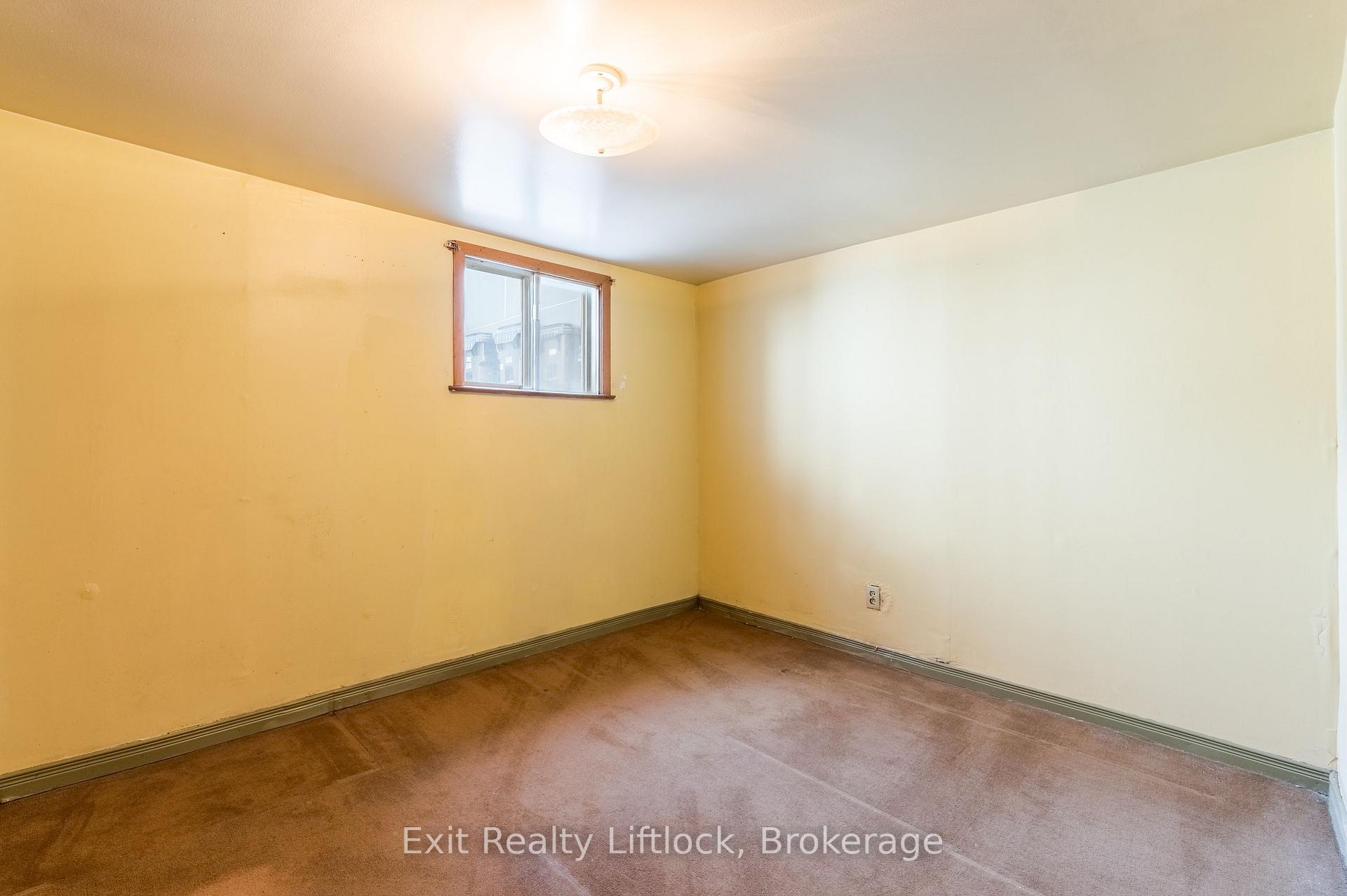 Photo 43 of 843 Logan Avenue, Toronto, North Riverdale — HOMEH