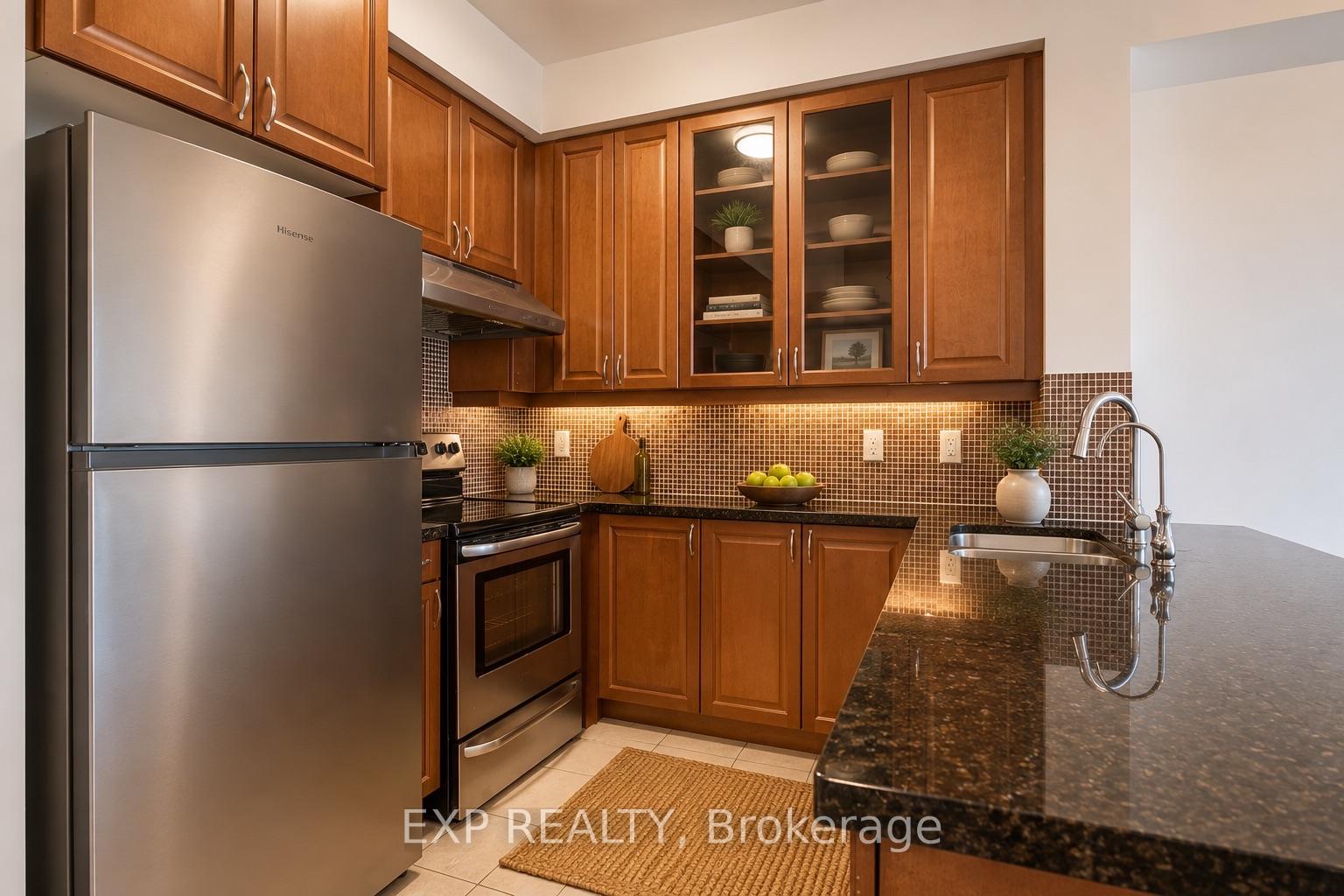 Photo 9 of Unit 310, 151 Upper Duke Crescent, Markham, Unionville — HOMEH
