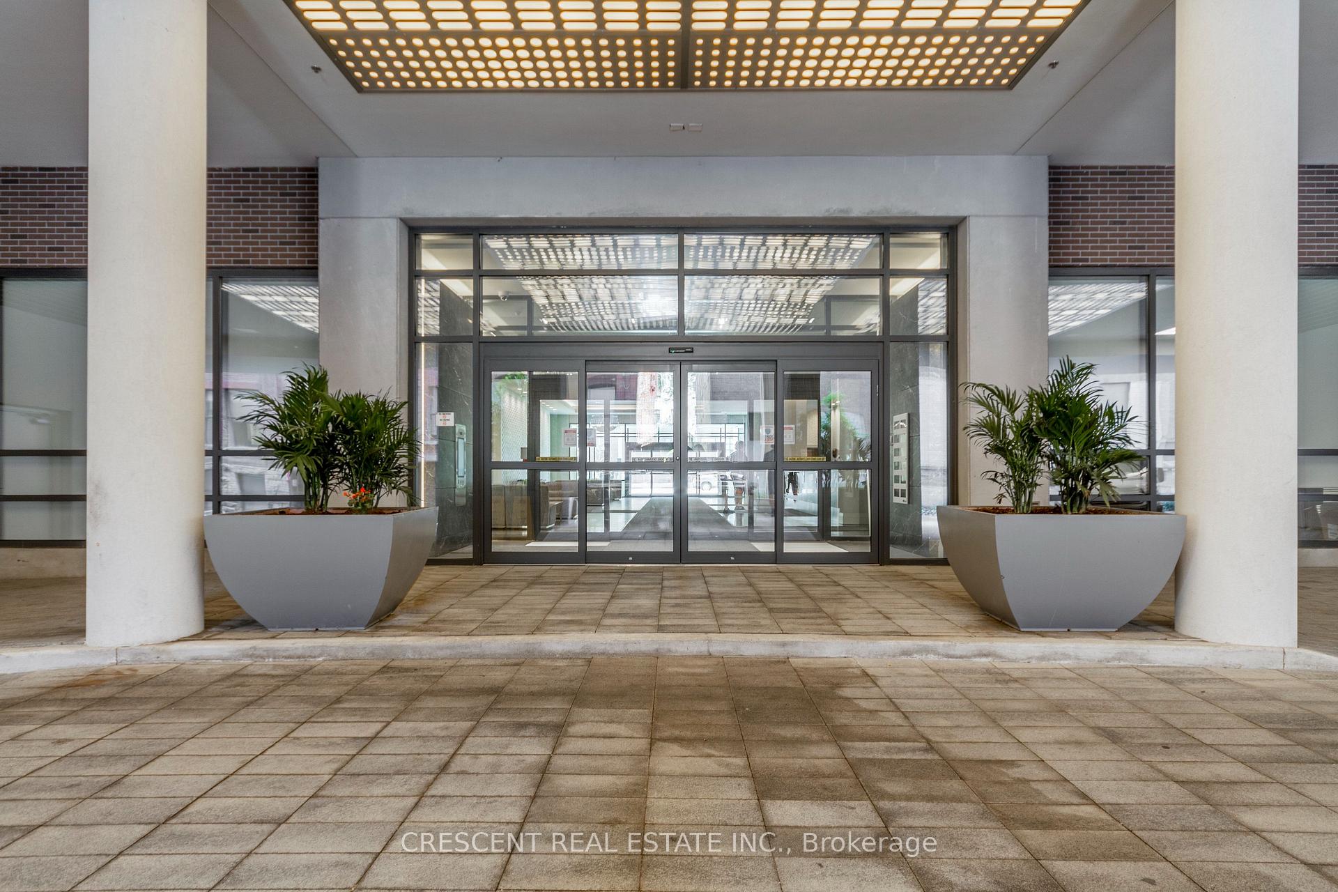 Photo 3 of Unit 1823, 460 Adelaide Street E, Toronto, Moss Park — HOMEH
