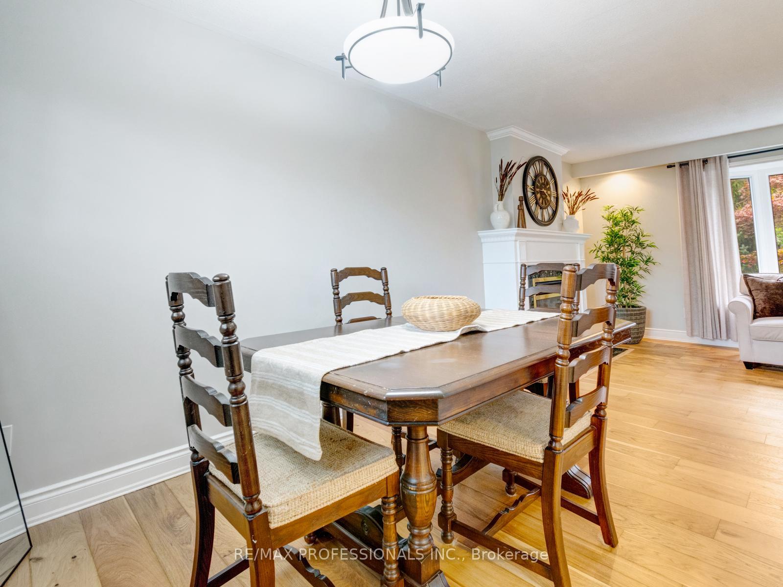 Photo 13 of 652 Meadow Lane, Burlington, Appleby — HOMEH